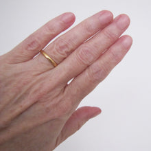 Load image into Gallery viewer, Art Deco 22ct Yellow Gold Slim Wedding Band Ring, Chester Hallmarks - MercyMadge