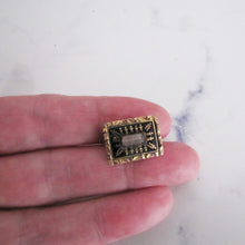 Lade das Bild in den Galerie-Viewer, Georgian Mourning Cravat Pin, 9ct Gold, Black Enamel. - MercyMadge