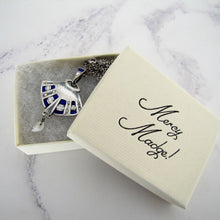 Charger l'image dans la galerie, Art Nouveau Planished Silver Enamel Necklace Pendant, William Hair Haseler For Liberty & Co. - MercyMadge