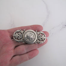 Lade das Bild in den Galerie-Viewer, Large Scottish Silver Antique Brooch, Mary Queen Of Scots - MercyMadge