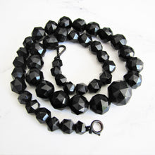 Cargar imagen en el visor de la galería, Victorian Whitby Jet Bead Necklace. - MercyMadge