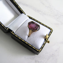 Charger l'image dans la galerie, Edwardian 9ct Gold Paste Amethyst Ring. - MercyMadge