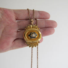 Cargar imagen en el visor de la galería, Victorian 15ct Gold Target Necklace Pendant, Locket Back - MercyMadge