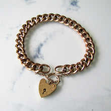 Cargar imagen en el visor de la galería, Victorian Solid 9ct Gold Curb Chain Bracelet, Heart Padlock Clasp - MercyMadge