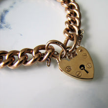 Cargar imagen en el visor de la galería, Victorian Solid 9ct Gold Curb Chain Bracelet, Heart Padlock Clasp - MercyMadge