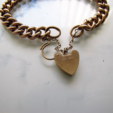 Cargar imagen en el visor de la galería, Victorian Solid 9ct Gold Curb Chain Bracelet, Heart Padlock Clasp - MercyMadge