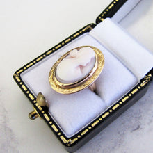 Carica l'immagine nel visualizzatore di Gallery, Antique 18ct Gold Coral Cameo Ring - MercyMadge