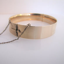 Cargar imagen en el visor de la galería, Antique 9ct Rolled Gold Engraved Bangle Bracelet. - MercyMadge