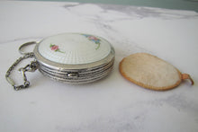 Charger l'image dans la galerie, Art Deco Sterling Silver Compact, R&G Co. - MercyMadge
