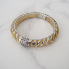 Charger l'image dans la galerie, Vintage Angelique de Paris French Designer Bangle. Sterling Silver & Yellow Lucite Chevron Bracelet. White Gem Set Hinged Clamper Bangle