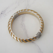 Charger l'image dans la galerie, Vintage Angelique de Paris French Designer Bangle. Sterling Silver & Yellow Lucite Chevron Bracelet. White Gem Set Hinged Clamper Bangle