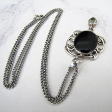 Cargar imagen en el visor de la galería, Vintage Whitby Jet Sterling Silver Pendant Necklace. - MercyMadge