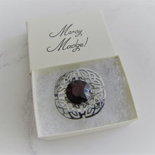 Cargar imagen en el visor de la galería, Vintage Celtic Knot Amethyst Brooch, Mizpah By Miracle. - MercyMadge