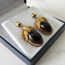 Charger l'image dans la galerie, Georgian Pinchbeck Garnet Paste Earrings - MercyMadge
