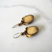 Charger l'image dans la galerie, Georgian Pinchbeck Garnet Paste Earrings - MercyMadge