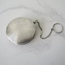 Charger l'image dans la galerie, Art Deco Sterling Silver Compact, R&G Co. - MercyMadge
