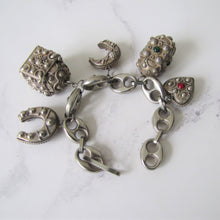 Cargar imagen en el visor de la galería, 1930s Peruzzi Silver Bracelet, Italy. Vintage Etruscan Fob Charm Bracelet. - MercyMadge