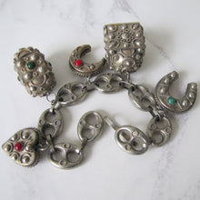 Cargar imagen en el visor de la galería, 1930s Peruzzi Silver Bracelet, Italy. Vintage Etruscan Fob Charm Bracelet. - MercyMadge