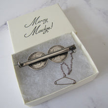Cargar imagen en el visor de la galería, Victorian Silver AEI Coin Brooch - MercyMadge