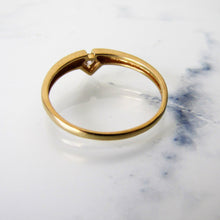 Load image into Gallery viewer, Mens 9ct Gold CZ Wishbone Ring. - MercyMadge