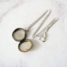 Load image into Gallery viewer, Vintage Sterling Silver Locket Necklace, Engraved Ferns. - MercyMadge