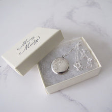 Load image into Gallery viewer, Vintage Sterling Silver Locket Necklace, Engraved Ferns. - MercyMadge