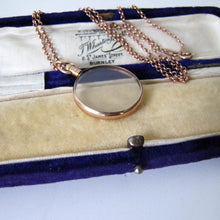 Cargar imagen en el visor de la galería, Antique 9ct Rose Gold Locket Necklace. Edwardian Portrait Locket, Chester Hallmarks. - MercyMadge