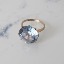 Charger l'image dans la galerie, 1960's 10 Carat Topaz Solitaire Dress Ring, 9ct Gold. - MercyMadge