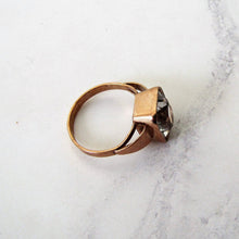 Load image into Gallery viewer, Gents 1940's Rose Gold & Spinel Russian Ring. - MercyMadge