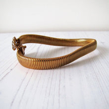 Charger l'image dans la galerie, Art Deco Gold Paste Diamond Snake Necklace. Egyptian Revival Stylized Two Head Snake Choker. 1930s Omega Chain Dog Collar Necklace.