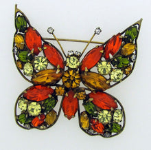 Carica l'immagine nel visualizzatore di Gallery, 1950s LaRoco Butterfly Brooch & Earring Set. - MercyMadge