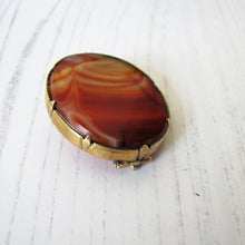 Charger l'image dans la galerie, Antique Scottish Banded Banded Agate Brooch. Edwardian Rolled Gold Oval Carnelian Brooch. Antique Scottish Pebble Jewellery