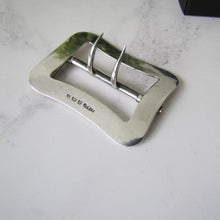 Carica l'immagine nel visualizzatore di Gallery, Antique Arts & Crafts Silver Buckle, Grey and Co. London, 1906. Large Sterling Silver Edwardian Dress Buckle. Antique Nurses Buckle