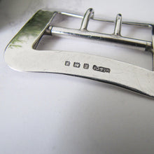 Carica l'immagine nel visualizzatore di Gallery, Antique Arts & Crafts Silver Buckle, Grey and Co. London, 1906. Large Sterling Silver Edwardian Dress Buckle. Antique Nurses Buckle