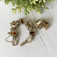 Carica l'immagine nel visualizzatore di Gallery, Vintage 1960s Juliana Bracelet and Earring Set. Delizza and Elster (D&E) Crystal Rhinestone Jewelry Set