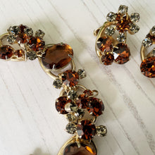 Carica l'immagine nel visualizzatore di Gallery, Vintage 1960s Juliana Bracelet and Earring Set. Delizza and Elster (D&E) Crystal Rhinestone Jewelry Set