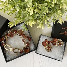 Carica l'immagine nel visualizzatore di Gallery, Vintage 1960s Juliana Bracelet and Earring Set. Delizza and Elster (D&E) Crystal Rhinestone Jewelry Set