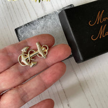 Cargar imagen en el visor de la galería, Vintage 1940s Fouled Anchor Sterling Silver Pin. United States Navy Patriotic Sweetheart Brooch, Vanguard NY. World War 2 Sweetheart Jewelry