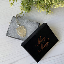 Charger l'image dans la galerie, Art Deco Sterling Silver Engraved Pendant Fob