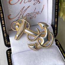 Cargar imagen en el visor de la galería, Vintage 1940s Fouled Anchor Sterling Silver Pin. United States Navy Patriotic Sweetheart Brooch, Vanguard NY. World War 2 Sweetheart Jewelry