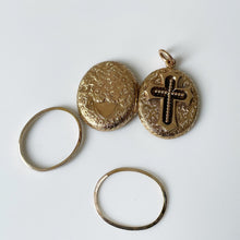 Cargar imagen en el visor de la galería, Antique Victorian 15ct Gold Engraved Forget-me-Not Flower & Cross Locket. Double Sided Solid Gold Mourning Locket