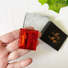 Cargar imagen en el visor de la galería, Antique Czech Red Glass Pocket Shrine With Rosary & Sacred Heart Jesus Statue. Vatican Double Window Devotional Catholic Miniature Shrine