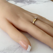 Cargar imagen en el visor de la galería, Victorian 18ct Gold & Diamond Belcher Ring, Hallmarked London 1897. Antique Old European Cut 0.25ct Diamond Solitaire Ring. Yellow Gold Ring