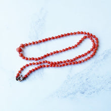 Cargar imagen en el visor de la galería, Antique Red Coral Graduated Bead Necklace. 1920s Salmon Pink Natural Mediterranean Coral Necklace, Hand Knotted, Gold Clasp, 16-1/2" 46cm