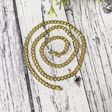 Cargar imagen en el visor de la galería, Vintage Italian 14ct Gold Vermeil On Silver Curb Chain Necklace. Diamond Cut Flat Cuban Chain. 20" Yellow Gold Layering Chain, Italy