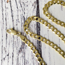 Cargar imagen en el visor de la galería, Vintage Italian 14ct Gold Vermeil On Silver Curb Chain Necklace. Diamond Cut Flat Cuban Chain. 20" Yellow Gold Layering Chain, Italy