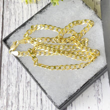 Cargar imagen en el visor de la galería, Vintage Italian 14ct Gold Vermeil On Silver Curb Chain Necklace. Diamond Cut Flat Cuban Chain. 20" Yellow Gold Layering Chain, Italy