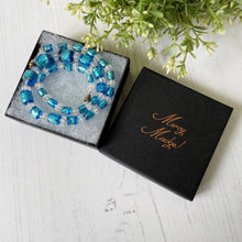 Cargar imagen en el visor de la galería, Antique Venetian Foil Glass Necklace. 1920s Art Deco Silver & Gold Leaf Murano Glass Bead Collar Necklace. Electric Blue Cube Bead Necklace