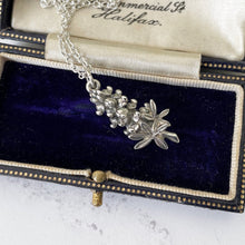 Charger l'image dans la galerie, Vintage James Avery Silver Pendant Necklace. Retired JA Pendant/Charm, Bunch Of Bluebonnet Flowers. Texas State Flower Sterling Pendant