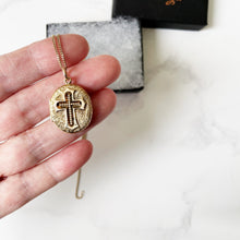 Cargar imagen en el visor de la galería, Antique Victorian 15ct Gold Engraved Forget-me-Not Flower & Cross Locket. Double Sided Solid Gold Mourning Locket